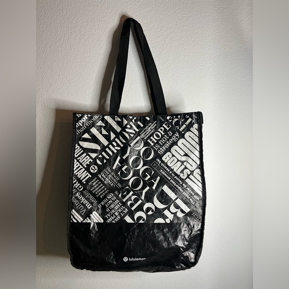 Lululemon Black Manifesto Newspaper Blog Print Reusable Shopping Gym Lunch Bag L